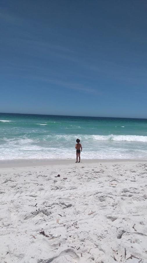 Apartamento Apto Pé Na Areia - Wi-fi Gratuito - Tranquilidade à Beira Mar Cabo Frío